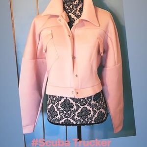 Creamy P Crop Trucker